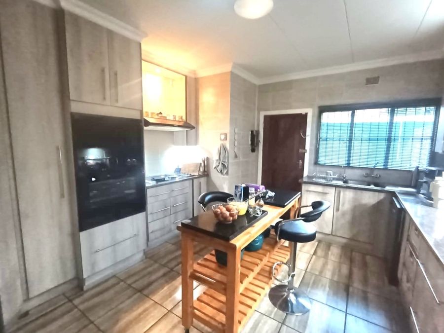 3 Bedroom Property for Sale in Generaal De Wet Free State